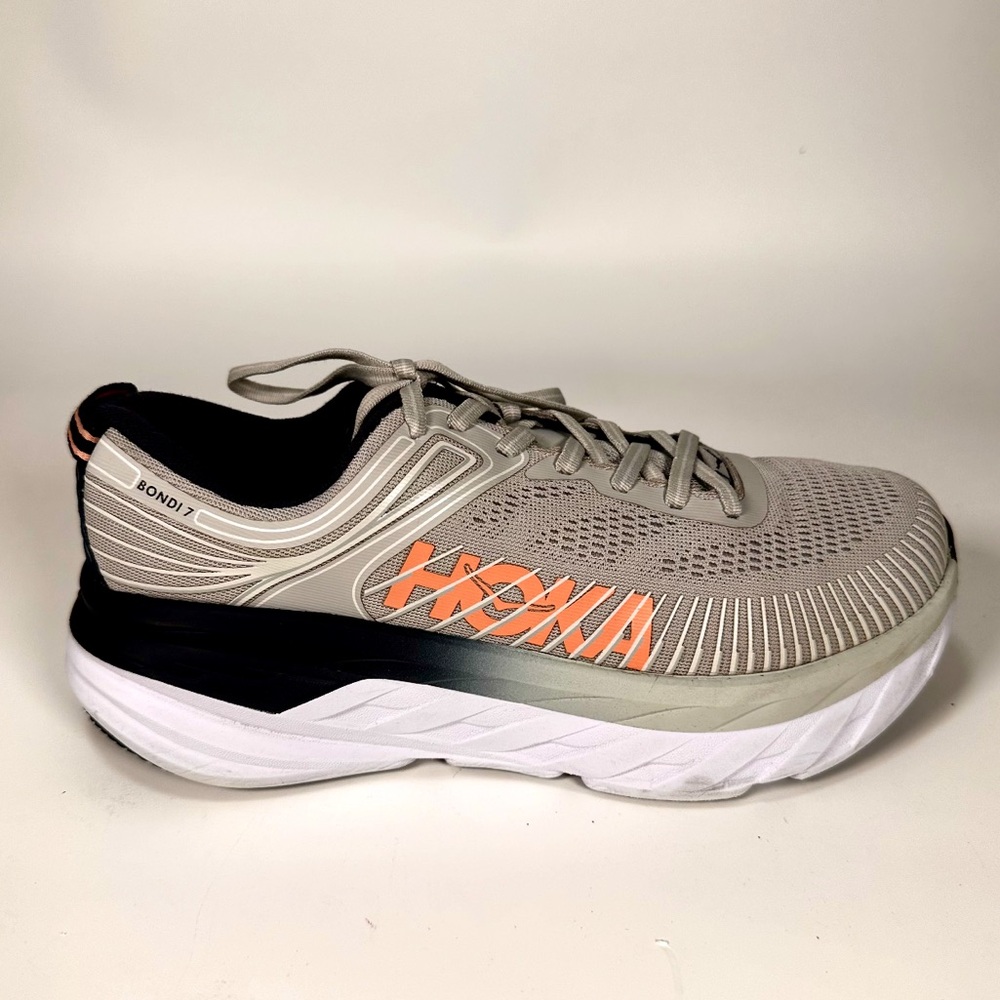Hoka One One Women’s Bondi 7 Wide Running Shoe in Lunar Rock/Black Iris Mesh - Picture 5 of 13